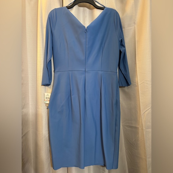 Alex Evening’s Slimming Short Sheath 3/4 Sleeve Cocktail Dress. - Picture 3 of 7